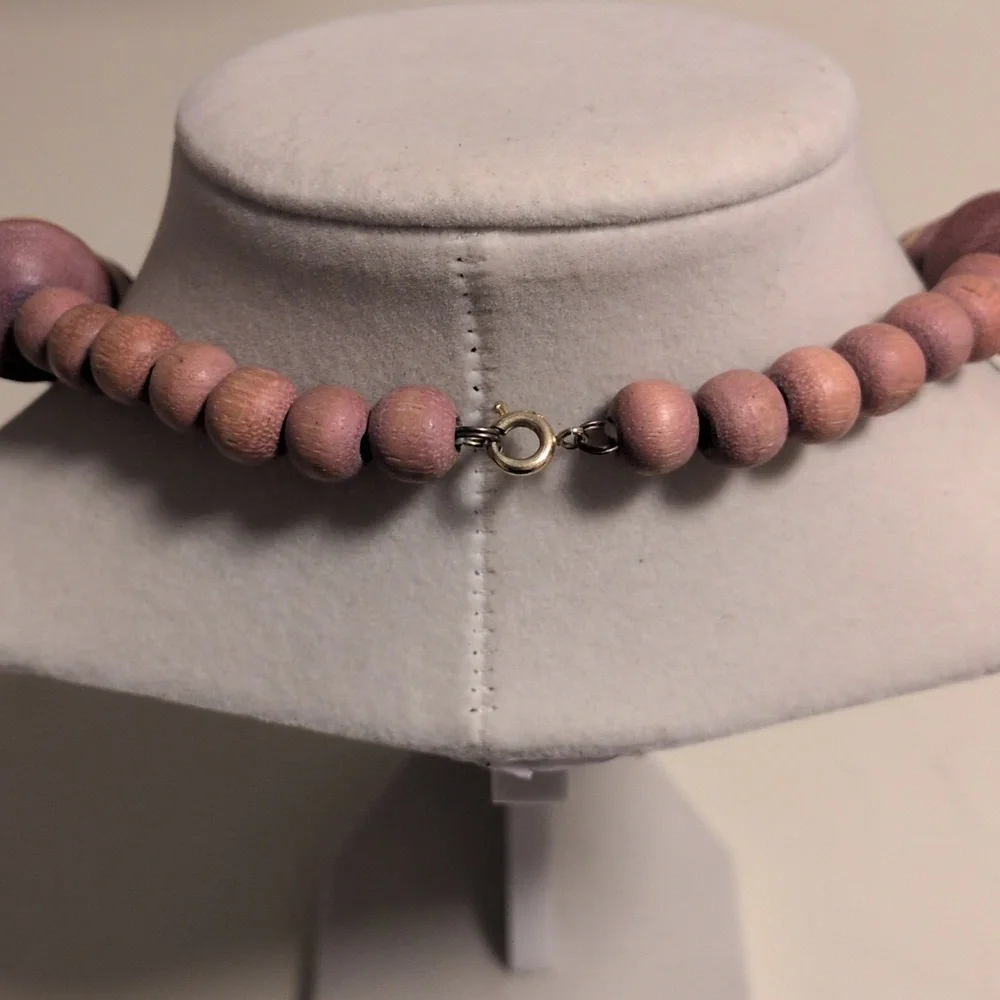 Elegant Purple‎ Pink Tan Wood Beaded Necklace